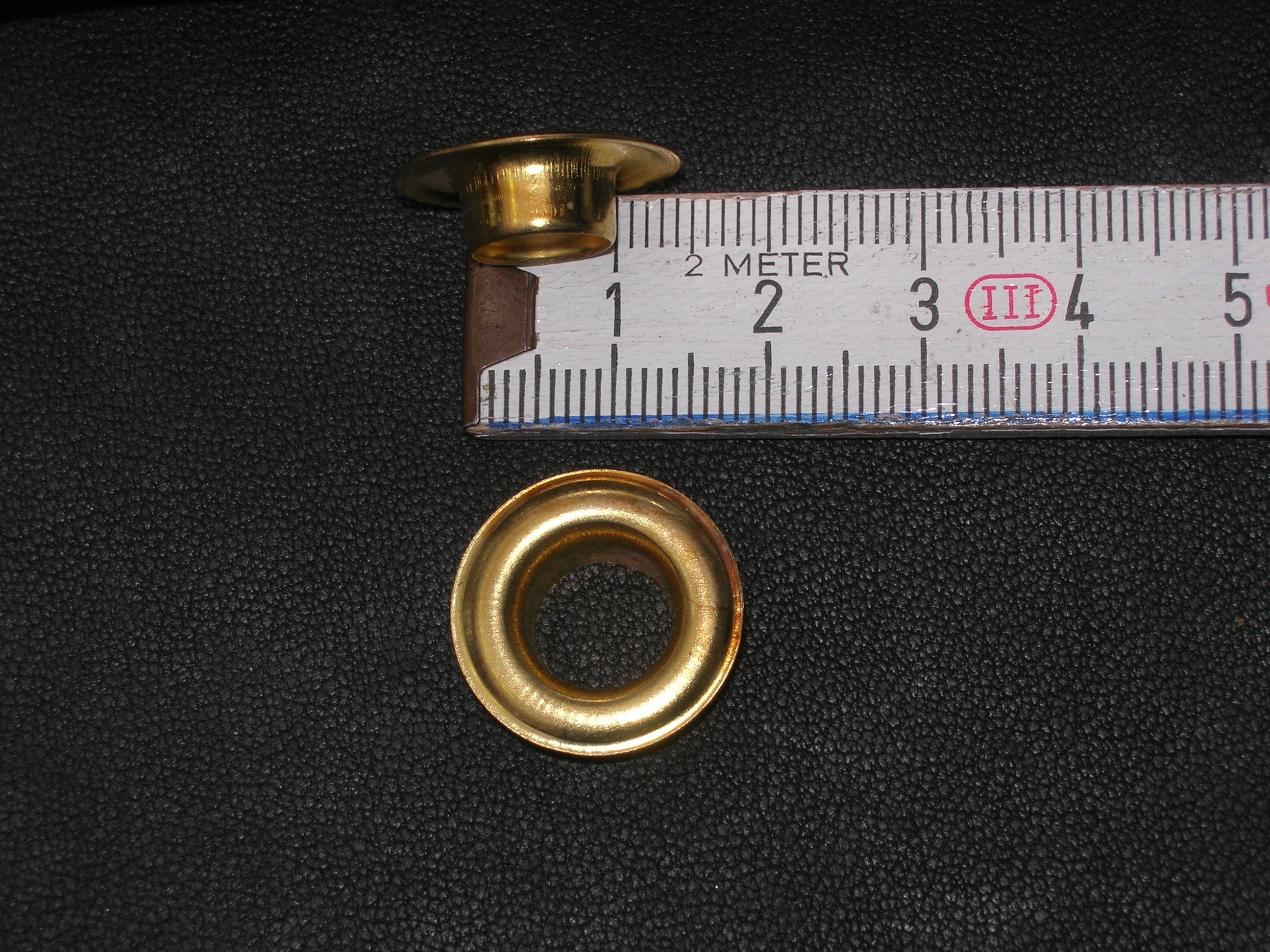 Ösen ca. 9 mm vermessingt (SS1310KÖ9)