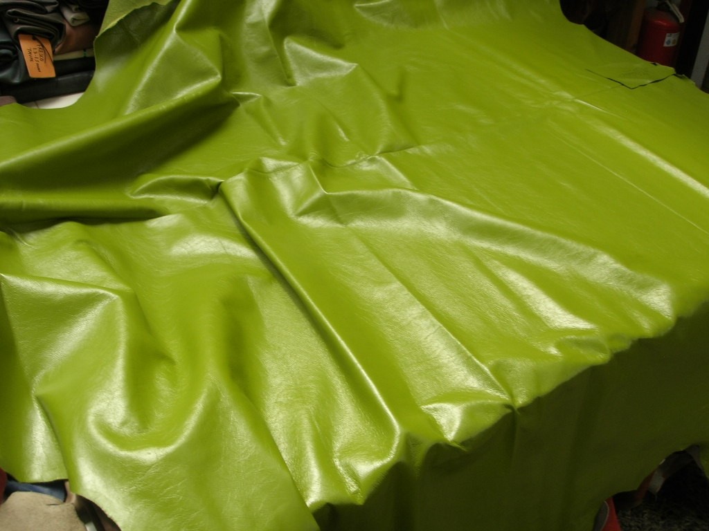 Rindleder grün (E201150KGR) 0,9 mm 