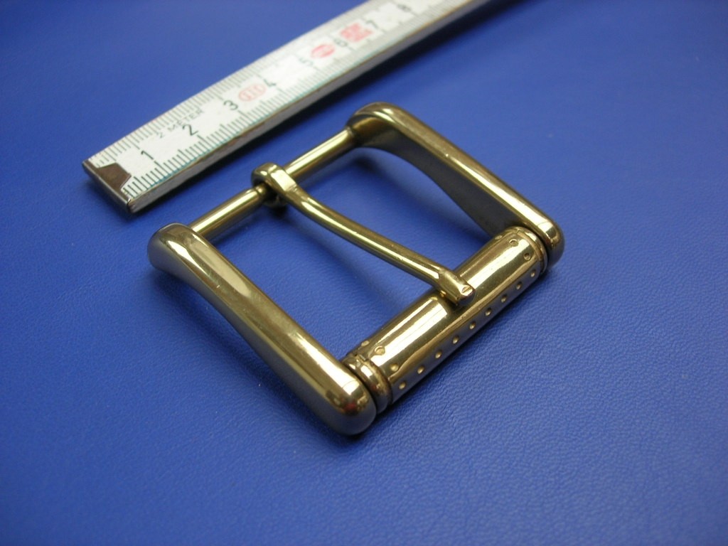4 cm Messingrollschnalle (RS19263/40ME)  Zur Zeit leider ausverkauft.